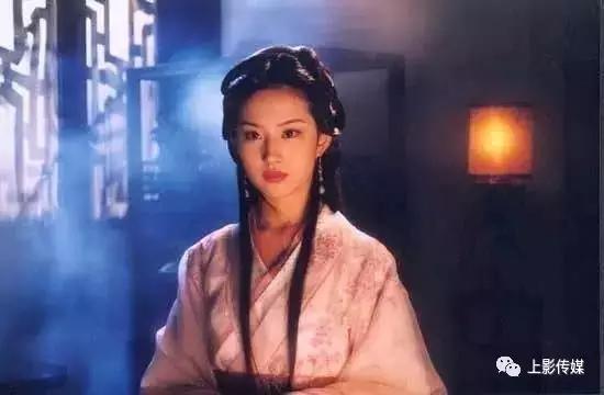 刘亦菲气质温婉仙气十足（刘亦菲古典仙气美人）(3)