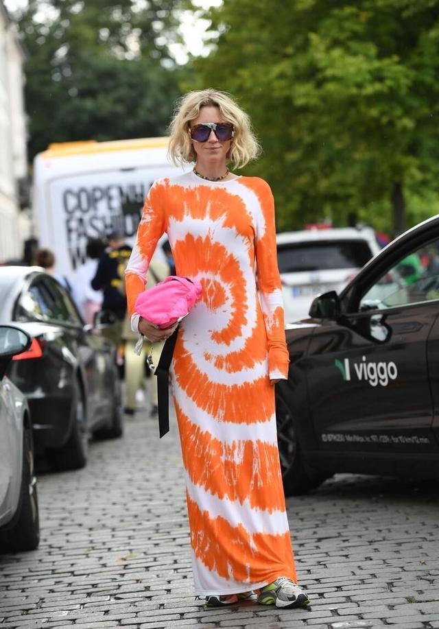 橘色套装穿搭(橘色看着太有气质了)(3)