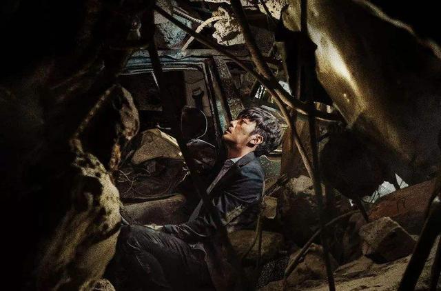 512汶川不相信眼泪电影(盘点10大灾难电影)(15)