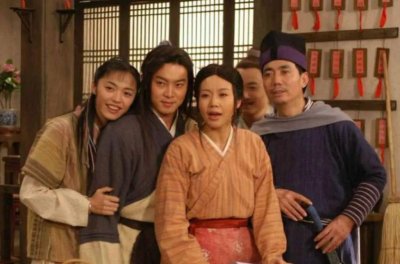 ​碰瓷国产 9.6，别只甩锅杨超越