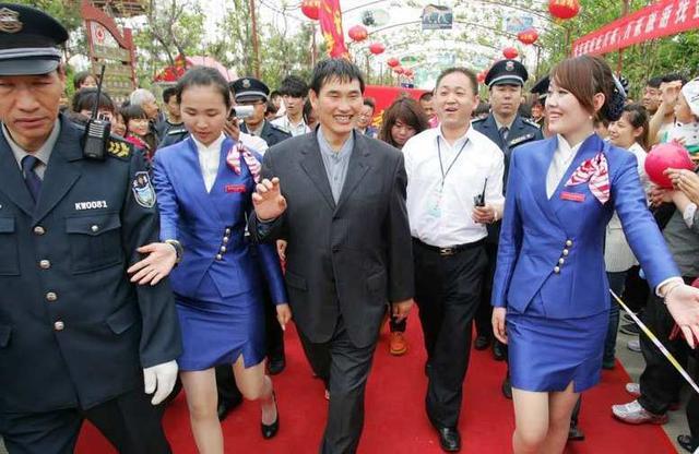 朱之文回忆北漂时住猪圈吃树芽 朱之文成名后痛苦(2)