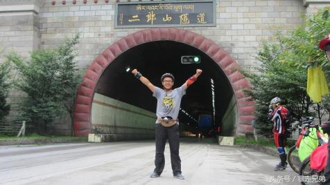 成都出发骑行到拉萨要多少天(从成都骑行到拉萨只要20天)(3)