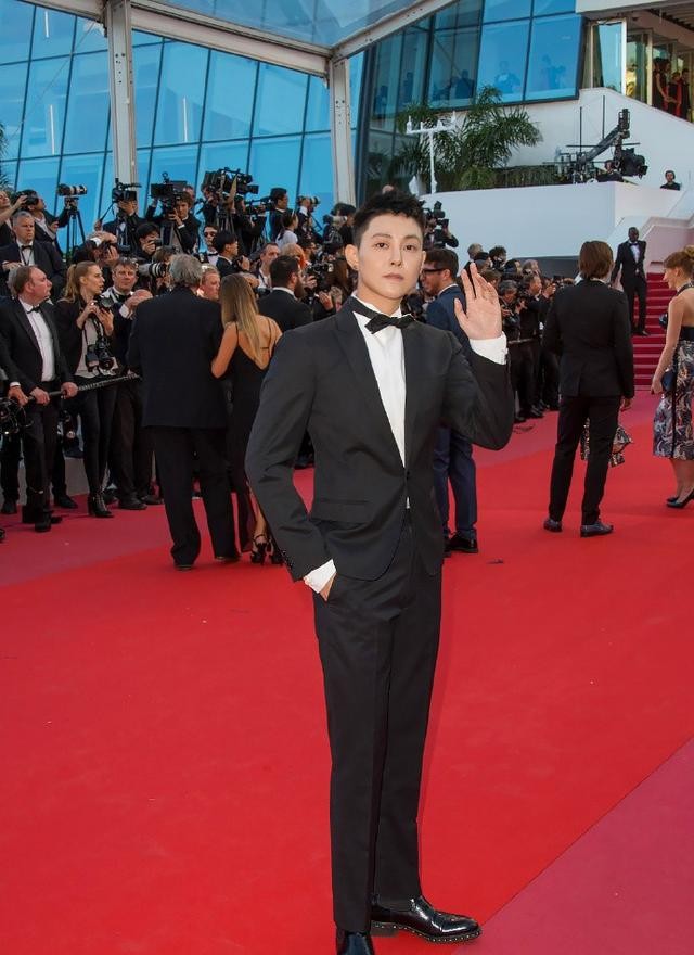 皇甫圣华资料(网红皇甫圣华转当演员)