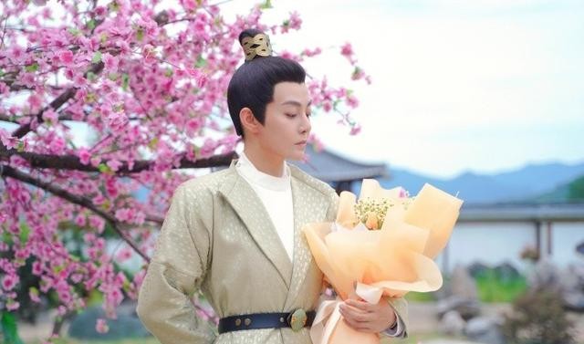 皇甫圣华资料(网红皇甫圣华转当演员)