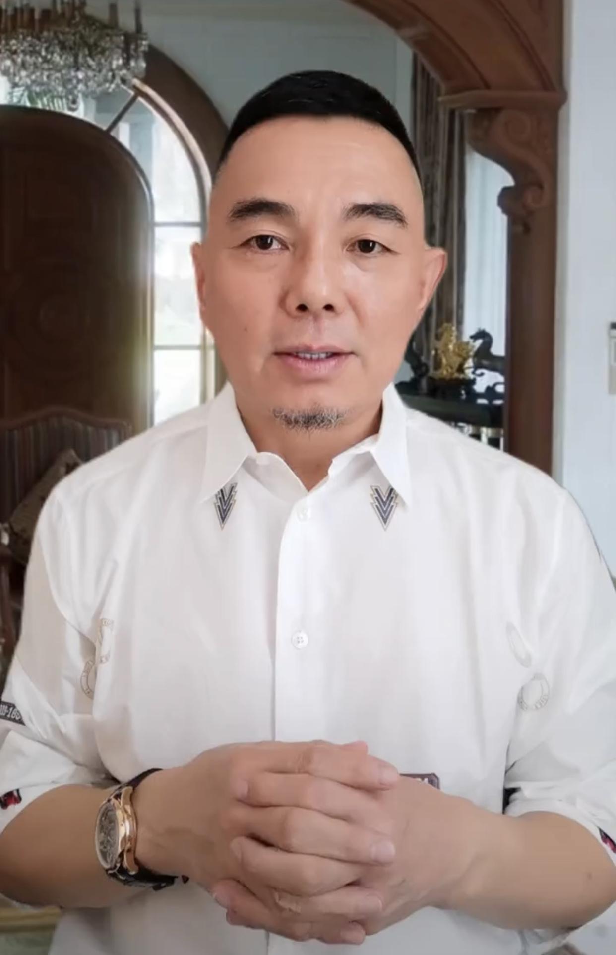 李湘前夫是谁(李湘前夫李厚霖暴瘦露面,脸颊凹陷胡子变白,皈依佛门多年未再婚)