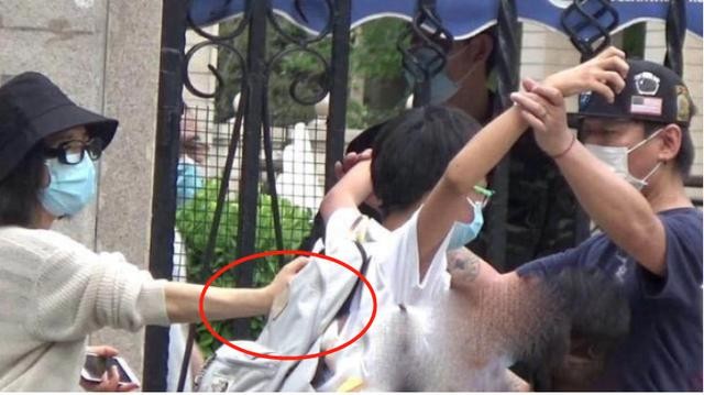 陈羽凡白百合高调复合(陈羽凡录音室玻璃影子疑似白百何)