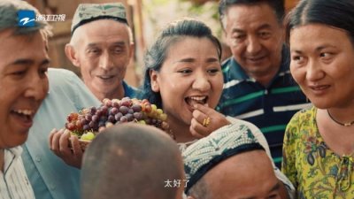 公益宣传片甜蜜刷屏!《奔跑吧》十季公益向阳奔跑