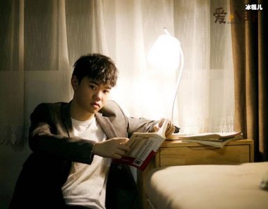 韩涵黑料被扒,渣男行径让人愤怒!