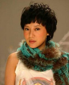 周艳泓个人资料