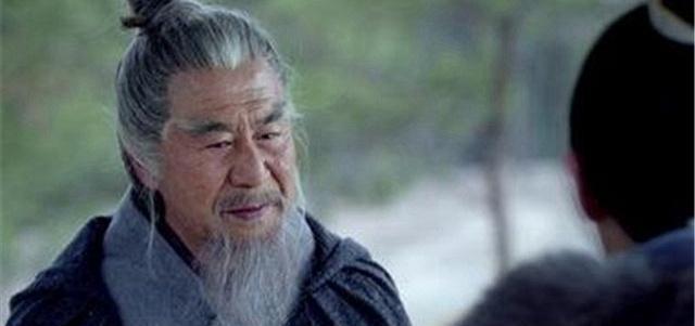 琅琊榜:当年周玄清有多恐怖?梁帝下意识的一个小动作,说明一切