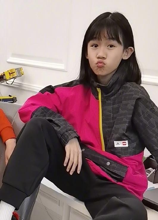 陆毅和鲍蕾的女儿（陆毅女儿贝儿长大后的照片）