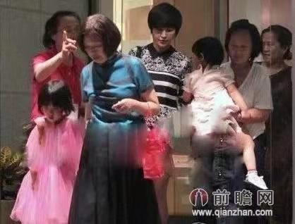 陆毅和鲍蕾的女儿（陆毅女儿贝儿长大后的照片）