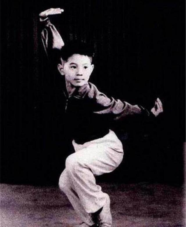 李连杰幕后的故事（李连杰身世谜团）(2)