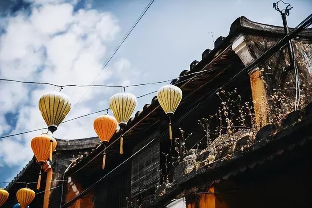 余光中 绝色（余光中笔下那些惊艳的句子）