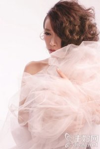 好声音学员金池自曝遭小开包养 金池个人资料背景