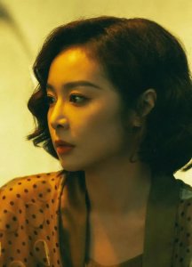 《狂飙》中大嫂成就了高叶,高叶成功塑造了大嫂