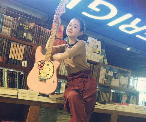 宋轶个人资料丈夫是谁性感旗袍照 宋轶不会红的根本原因原来是