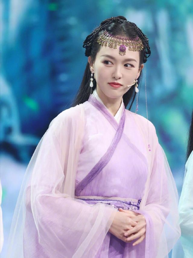 唐嫣的古装造型只有紫萱好看一点(37岁的唐嫣扮12年前的紫萱)(5)