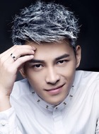 严子方(洪尧饰演)