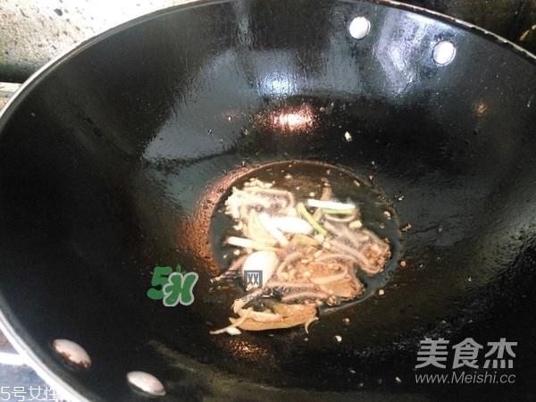 金鲳鱼是海鱼吗?金鲳鱼的刺多吗? 金鲳鱼是海鱼吗?金鲳鱼的刺多吗?