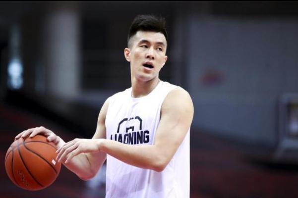 打篮球要准备什么东西 打篮球要打多久 打篮球要准备什么东西 打篮球要打多久