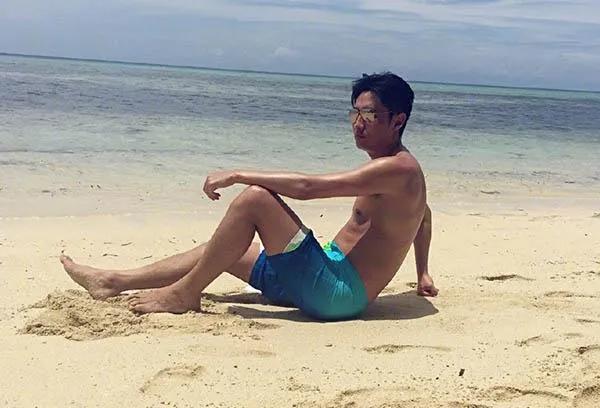 白百合的个人资料 :近照无意中暴露住的是别墅,离婚后远离男人过得很幸福