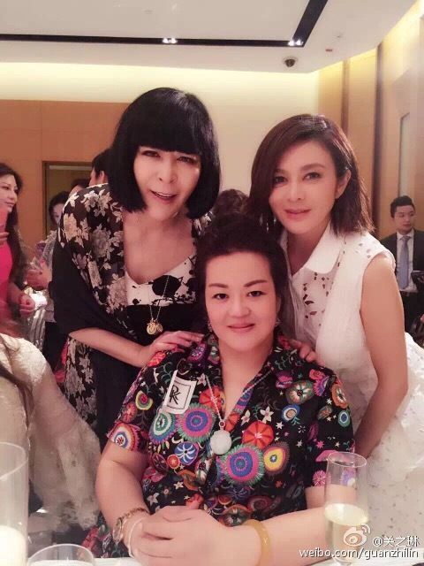 关之琳个人资料写真作品