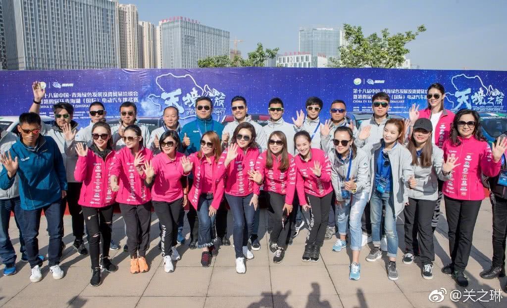 关之琳个人资料写真作品