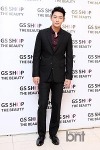 李泰成(李泰成主演的电视剧)