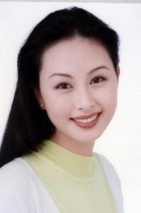 余小雪“末路”让她曾红极一时,辉煌的时候却选择隐退娱乐圈