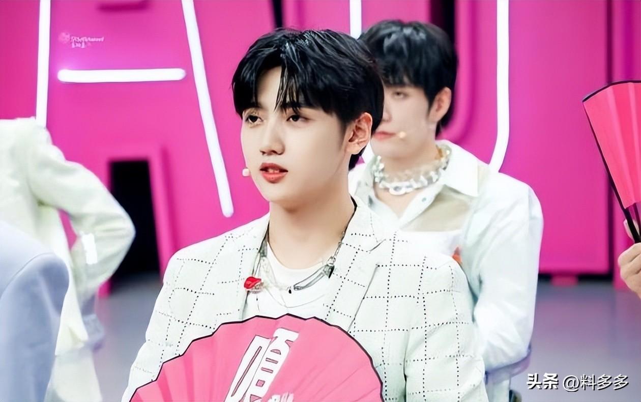 张子枫男朋友是谁?(张子枫男朋友是谁 网友爆料张子枫和焉栩嘉的关系让人深思)