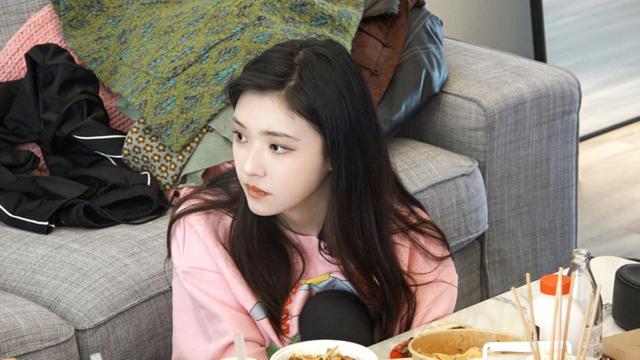 林允被跟踪完整(林允回忆被跟踪经历)(1)