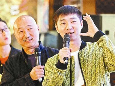 陈佩斯儿子露面,三代人一个模子刻出来,基因强大绝对是亲生的