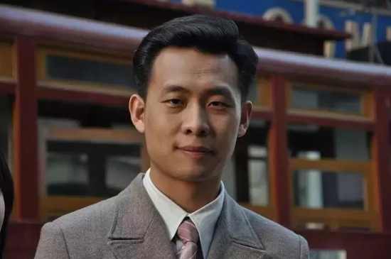 张译妻子钱琳琳个人资料,二婚带儿子嫁给影帝被丈夫宠成宝