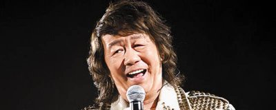 许冠武许冠英是双胞胎吗