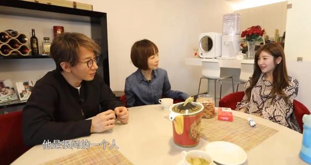 刘谦有几任老婆(刘谦称妻子只准他一个月外出应酬一两次)(4)