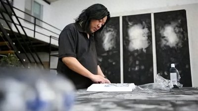 刘鸣:开创“意象线皴法”的龙脉山水画第一代表人