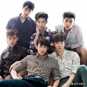 2PM尼坤当年小奶狗肌肉外表人气超高,33岁近况却变黝黑胡渣大叔