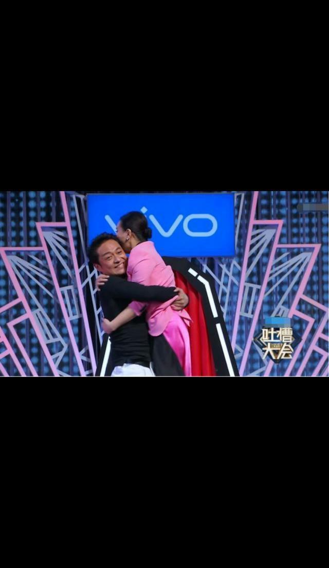 马景涛上吐槽大会结果自己被成为吐槽对象,“咆哮帝”继后强吻帝