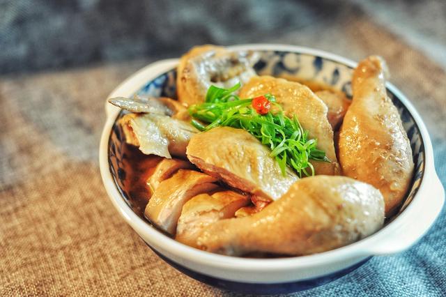 醉鸡的正宗做法大全 大厨教你名菜醉鸡(4)
