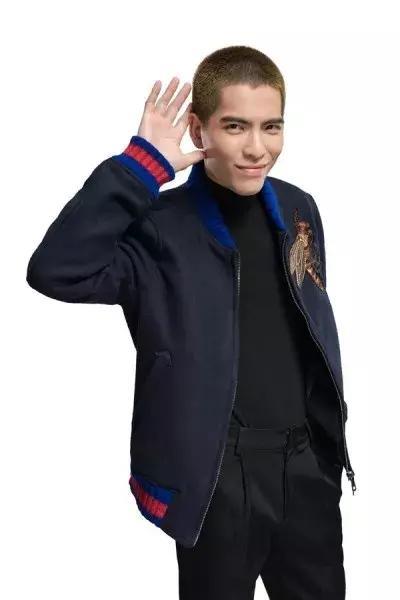 现在正值八月,“雨神”请马上举办全国巡回演唱会,好给全国人民降降暑!