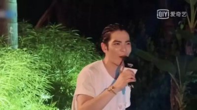 炎亚纶都震惊了!风调雨顺萧敬腾,接过话筒就下雨