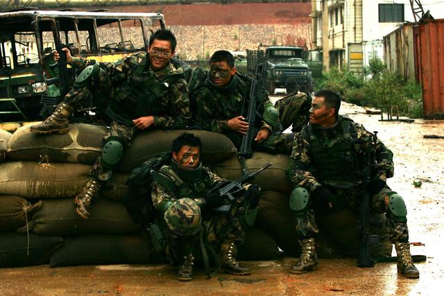 柳云龙优秀演员(近25年来最好的10位国产剧导演)(39)