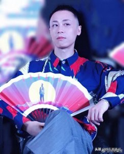 ​《悟空》原唱戴荃怒怼“假唱”，网友纷纷拍手叫好