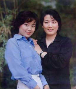 ​第5届大众电影百花奖最佳女主角奖《甜蜜的事业》主演李秀明