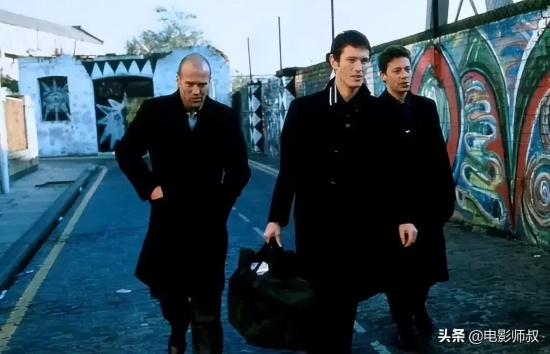 黑色幽默电影有哪些好看的(10部经典黑色幽默电影推荐)