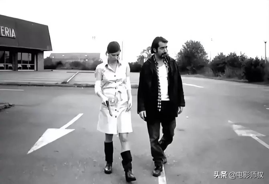 黑色幽默电影有哪些好看的(10部经典黑色幽默电影推荐)