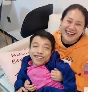 ​广东袖珍总裁李创利，创业15年逆袭人生，身家过亿连娶两任白富美