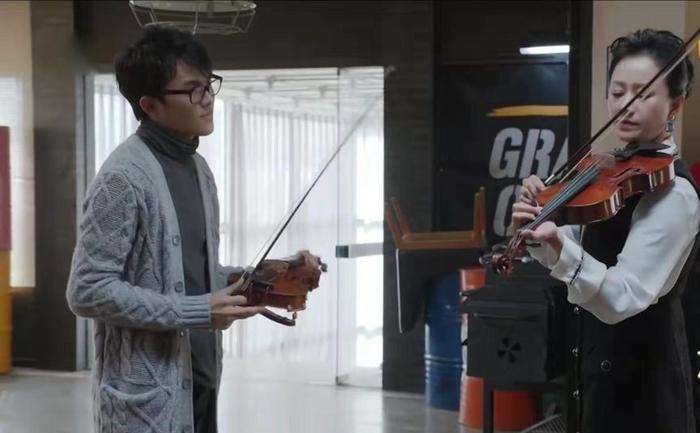 《加油,你是最棒的》:只出场四次的董恩