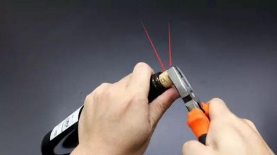 ​喝红酒没开瓶器怎么办?？喝红酒没有开瓶器怎么办